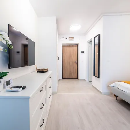 Hills - With Balcony & View Bucharest