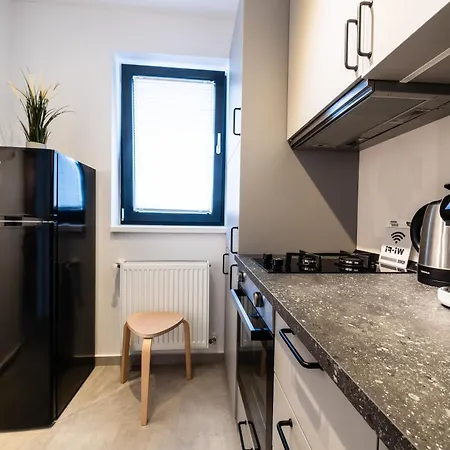 Apartment Hills - With Balcony & View Bucharest