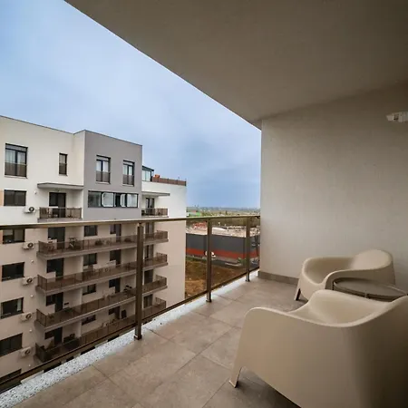 Hills - With Balcony & View * Bucharest