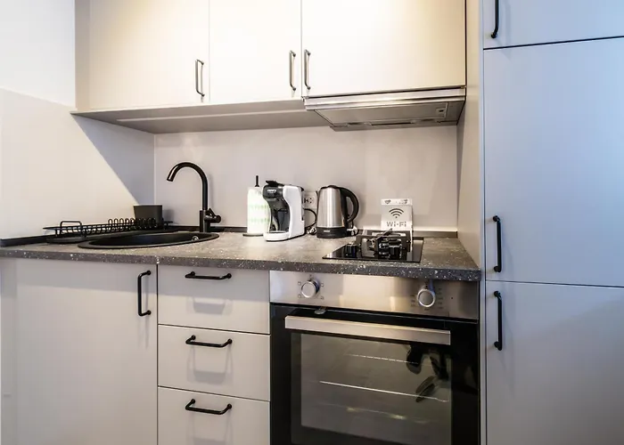 Hills - With Balcony & View Bukarest