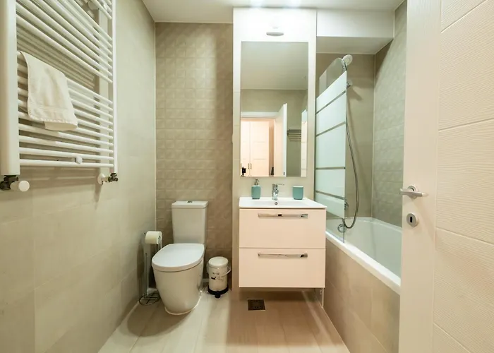 Hills - With Balcony & View * Bucharest