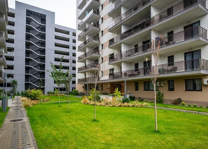 Hills - With Balcony & View
