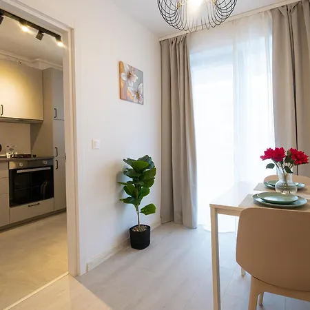 Hills - With Balcony & View Apartment *
