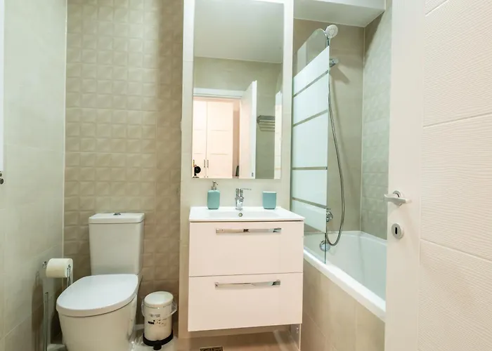 Hills - With Balcony & View Бухарест